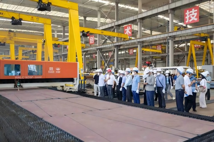 越南建设部代表团赴天眉乐高速调研交流 越南建设部代表团赴天眉乐高速调研交流
